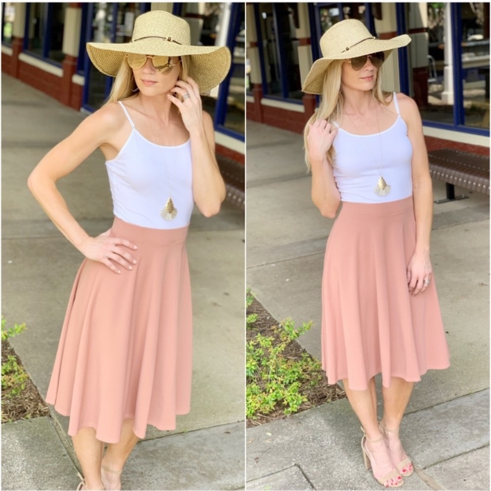 Blush midi skirt - BNWT - size medium - reposh - Picture 2 of 3